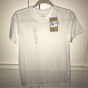 Nike Women’s T-Shirt